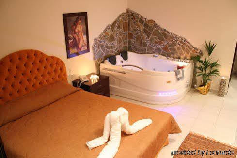 Hotel Athina Káto Loutrákion Extérieur photo